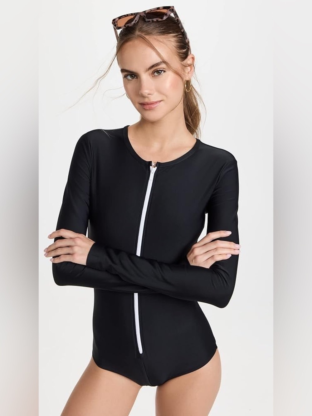 Cover Women's Long Sleeve Rash Guard Swimsuit size small